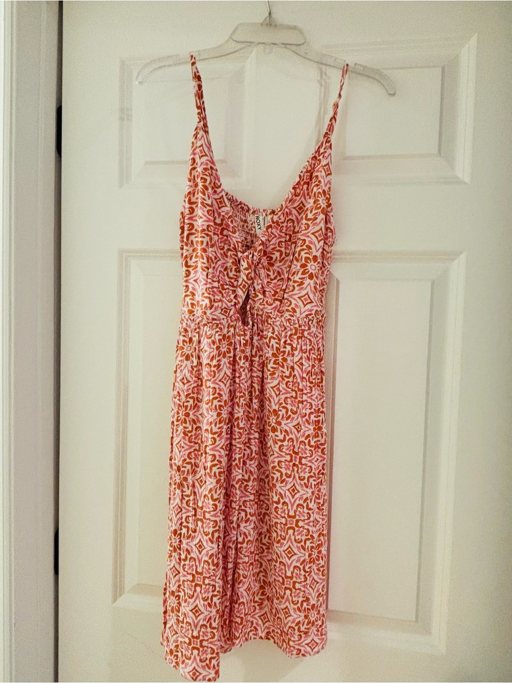 Roxy woman’s evening glow dress color cloud dancer fresco tile